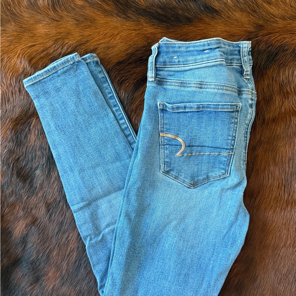 American Eagle Outfitters Light Blue Skinny Jeans
